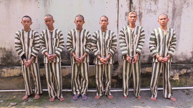 Bat nhom thanh nien ban ngay choi ma tuy, dem tu tap cuop tai san hinh anh