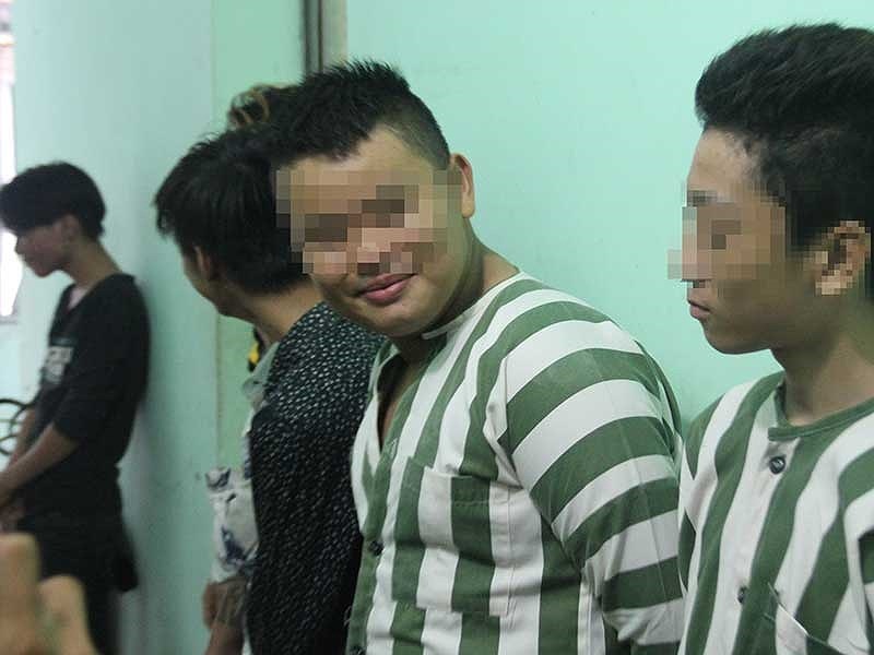 Bao dong toi pham: Bang nhom nhi gay kinh hoang duong pho hinh anh