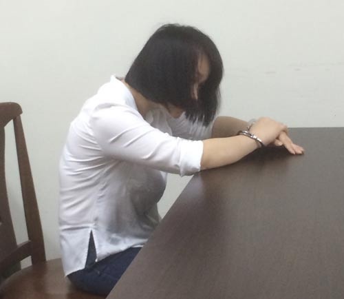 Bi kich den tu phut thay long hinh anh