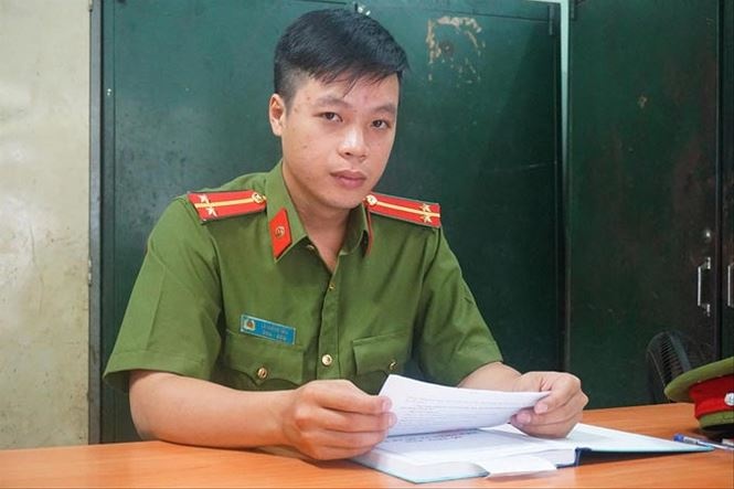 xuyen dem theo dau chan toi pham anh 1