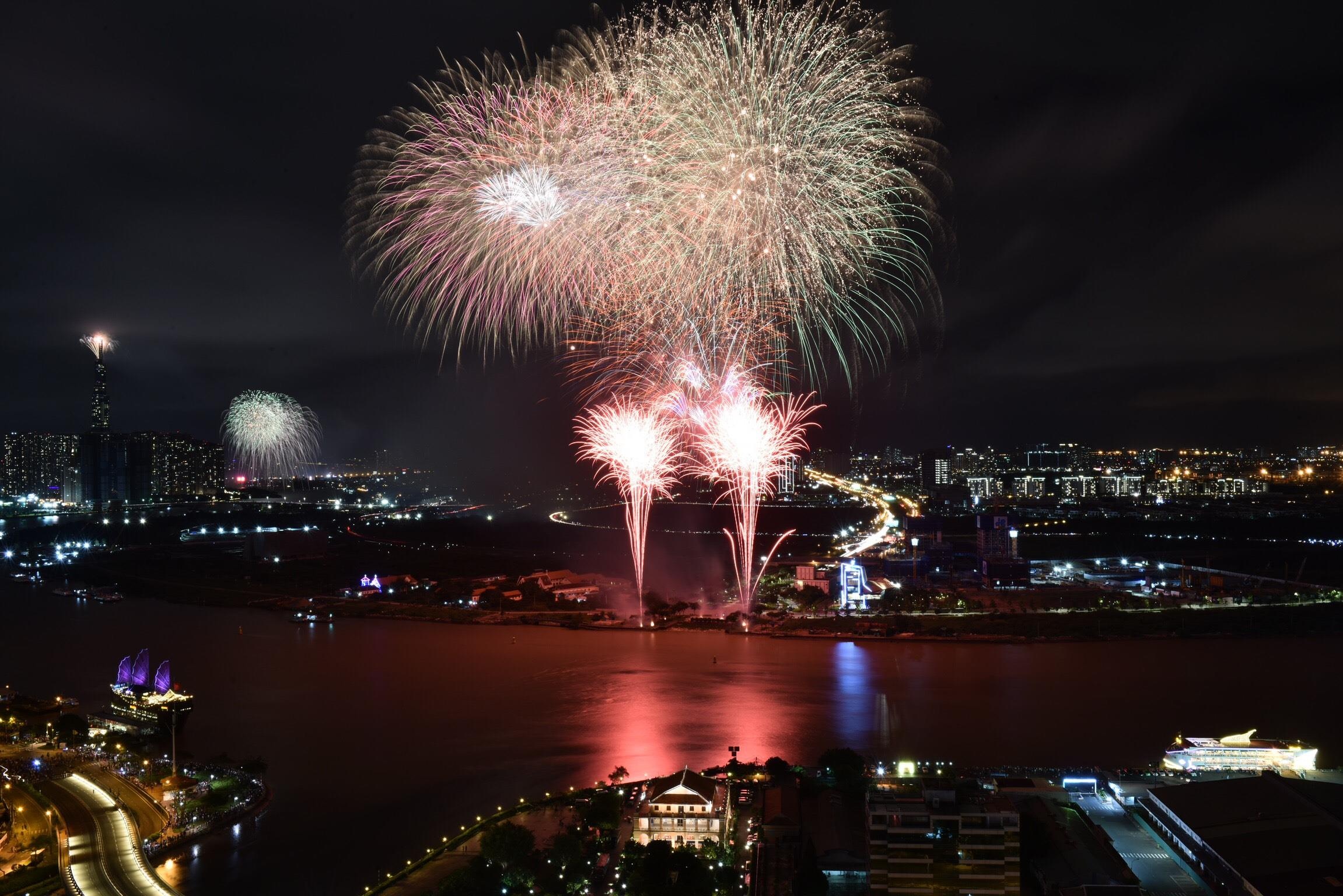 Pháo hoa mừng quốc khánh ảnh 2 Phao hoa mung quoc khanh anh 2