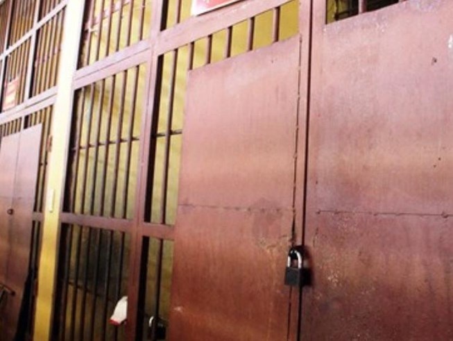 Tu 29/3: Pham nhan duoc an com rieng voi 3 nguoi nha hinh anh