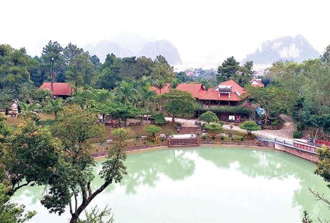 'Biet phu' trai phep tren dat vang dac khu Van Don hinh anh