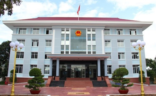 Dung ngan sach tiep khach vo toi va hinh anh