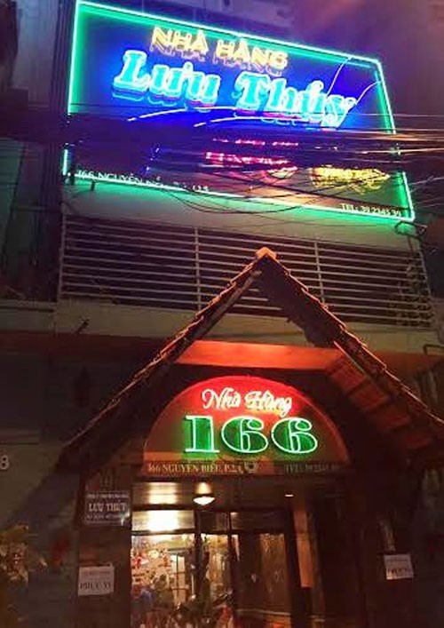 Thác loạn bên trong các nhà hàng ảnh 4 Thac loan ben trong cac nha hang anh 4