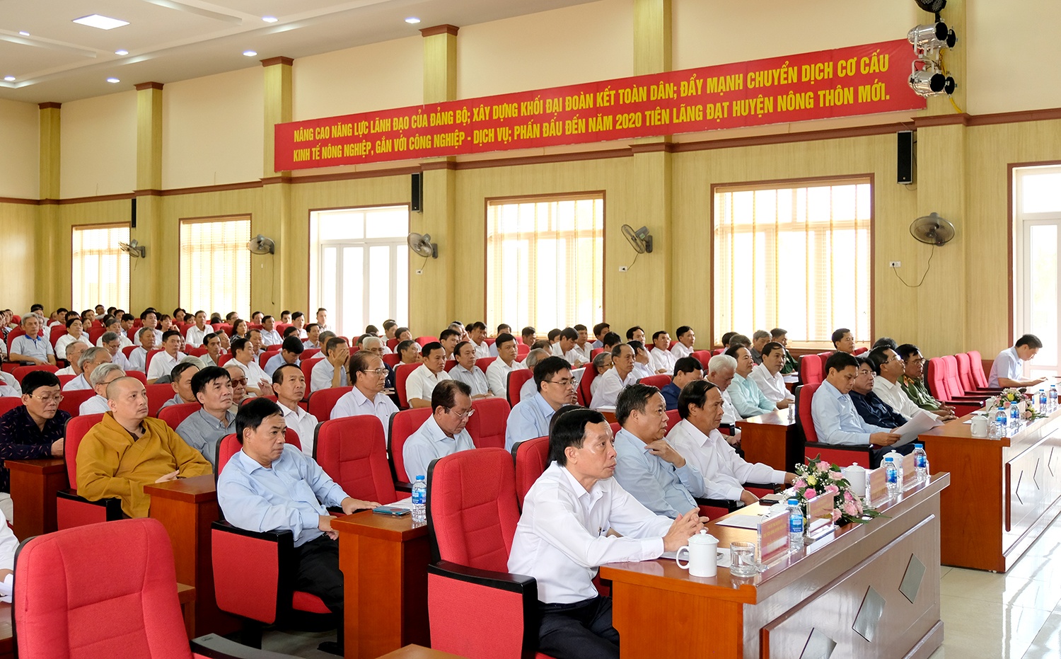 Thu tuong Nguyen Xuan Phuc anh 3