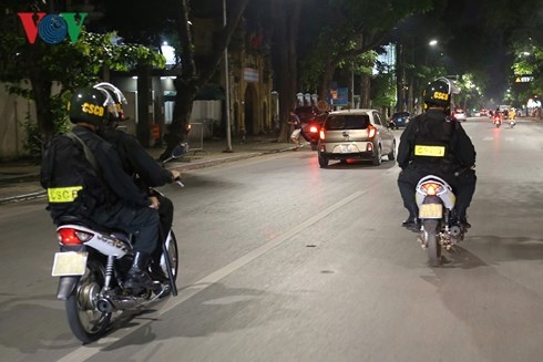 băng nhóm bão đêm tại Hà Nội ảnh 2 bang nhom bao dem tai Ha Noi anh 2