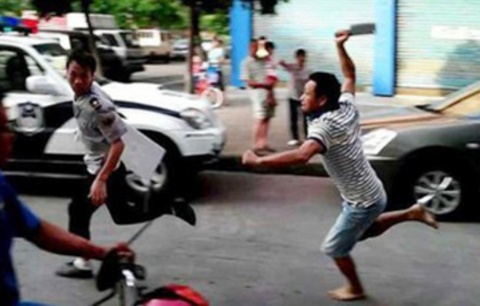 Cai nhau ca do World Cup, thanh nien dam chet chu quan bia hinh anh