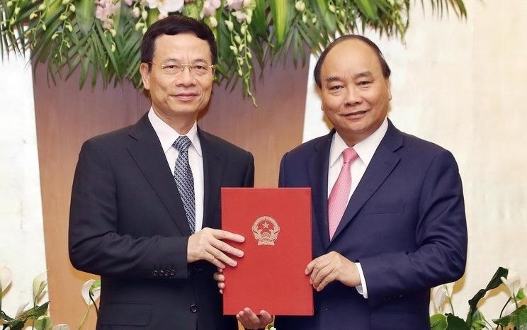 Thu tuong trao quyet dinh giao quyen Bo truong Thong tin Truyen thong hinh anh