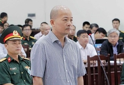 Bi cao Ut 'troc' noi loi sau cung hinh anh