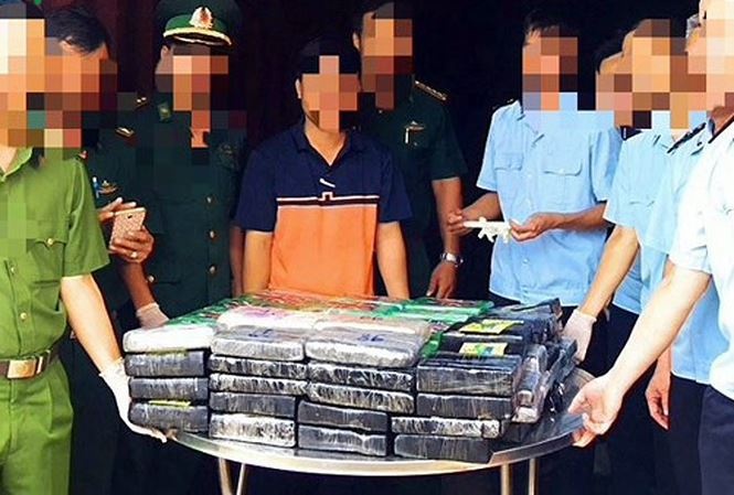 Tinh tiet moi vu 119 kg cocain tri gia 800 ty trong container phe lieu hinh anh