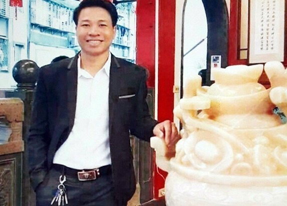 Dang sau vu bat coc chong chua cuoi, doi chuoc mang tien ty hinh anh