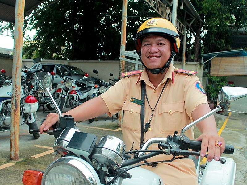 CSGT bắt trộm ảnh 2 CSGT bat trom anh 2