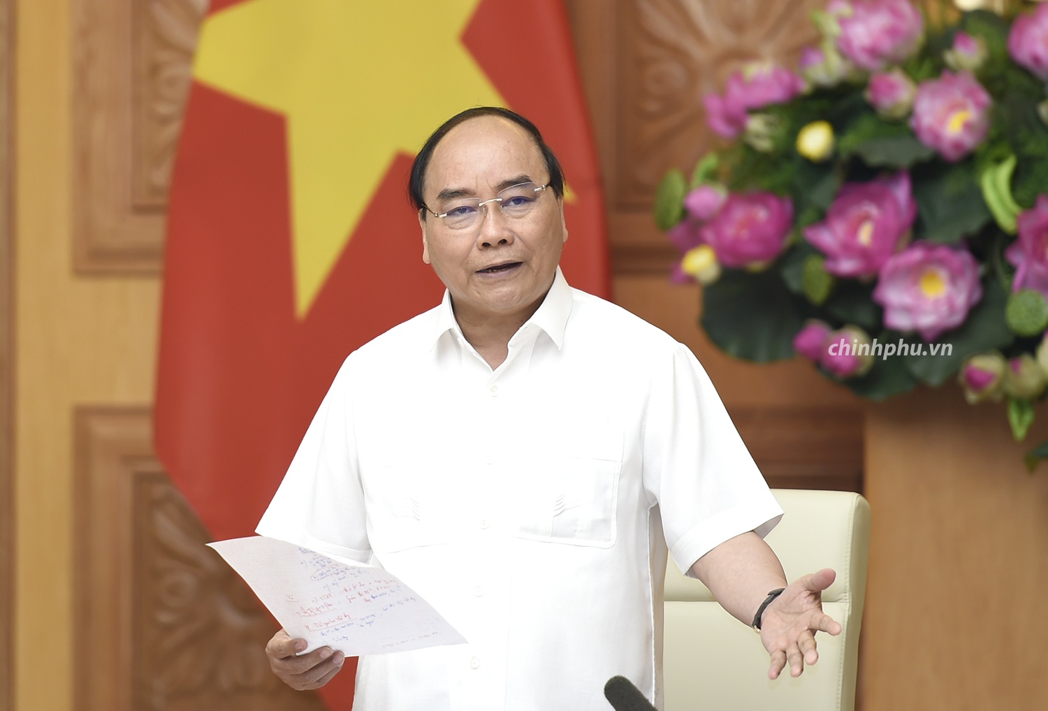 Ho tro khan cap nha o cho nguoi dan bi lu quet, sat lo dat hinh anh