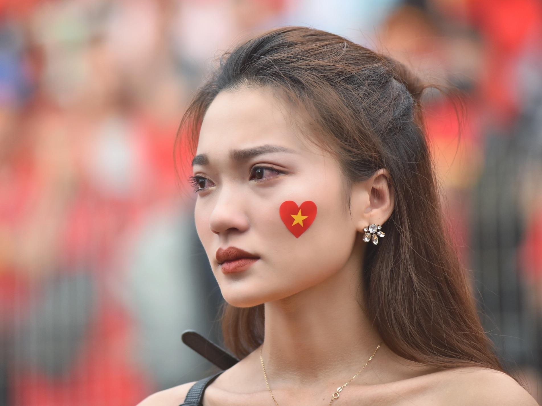 CDV nu roi le khi Olympic Viet Nam vuot tam HCD ASIAD hinh anh