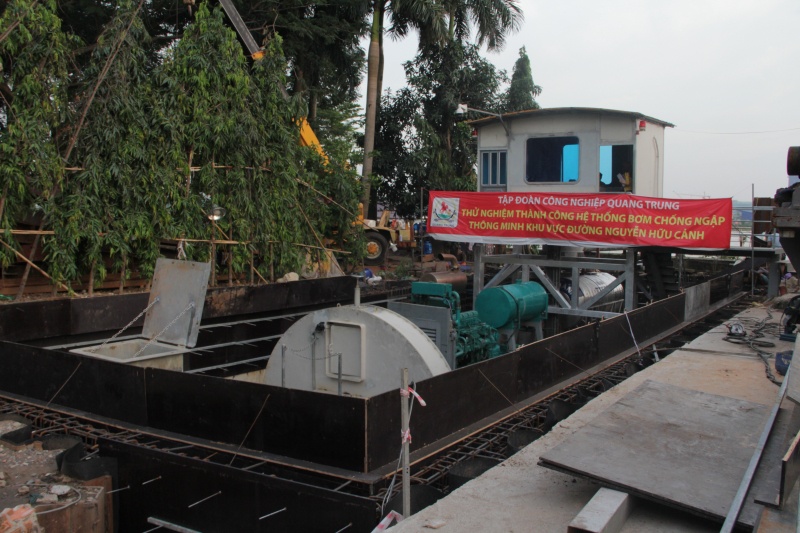 Sieu may bom chong ngap anh 1