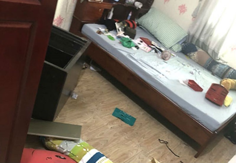 Ve que nghi le, bi trom vao nha lay gan nua ty dong hinh anh