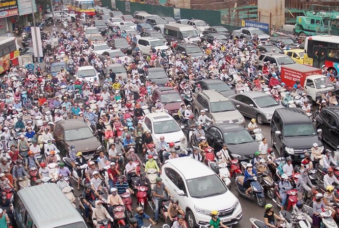 Ha Noi de xuat thu phi phuong tien ca nhan vao noi do hinh anh