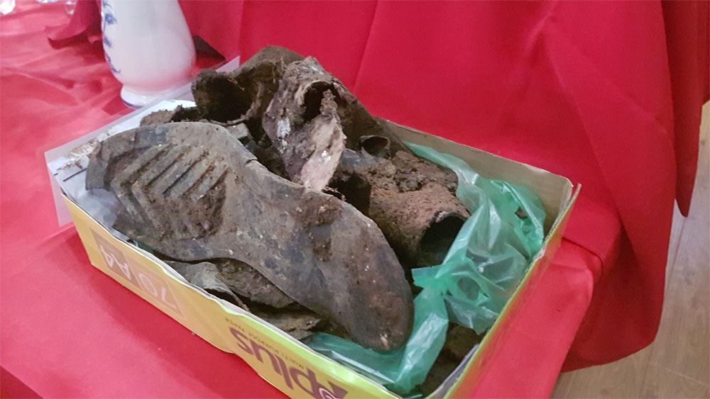 hai cot 2 phi cong tren nui Tam Dao anh 3