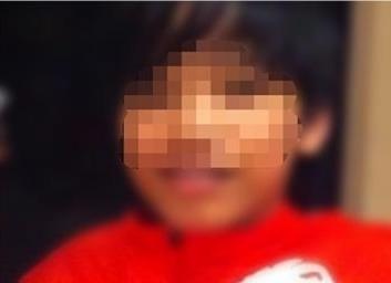 Nan nhan cua au dam tiet lo nhung bi mat dang sau hinh anh