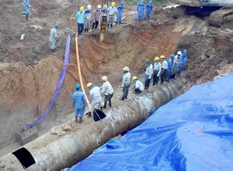 Ro ri duong ong, nhieu quan tai TP.HCM bi mat nuoc hinh anh