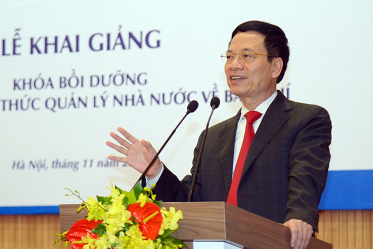 Tác nghiệp báo chí ảnh 1 Tac nghiep bao chi anh 1