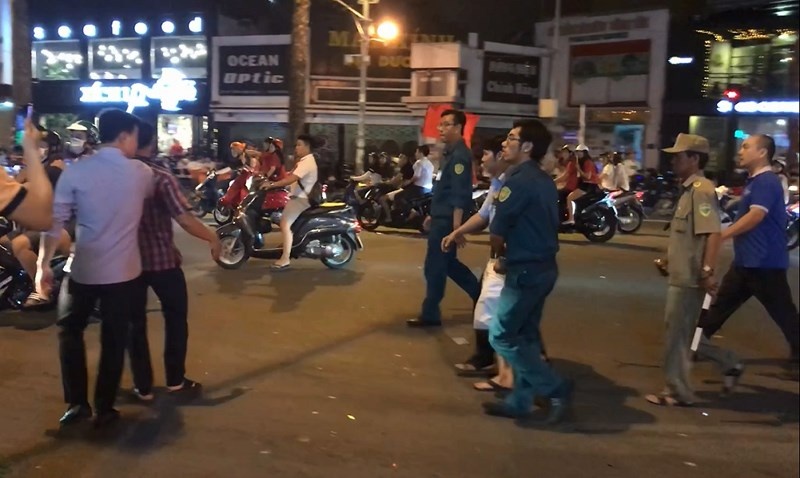 Cong an ban 2 phat chi thien anh 2