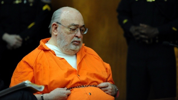 Nhung chung cu ngoai pham ngo ngan nhat lich su hinh anh