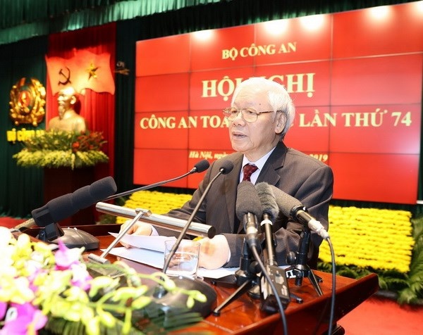 Tong bi thu, Chu tich nuoc neu 5 nhiem vu trong tam nganh cong an hinh anh