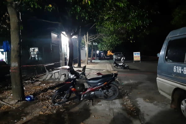 Di doi no, mot nguoi bi dam chet tai cho hinh anh