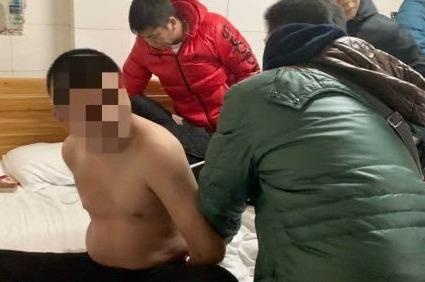 Khong co tien tieu tet, hai ten trom 9X dot nhap biet thu trom tai san hinh anh