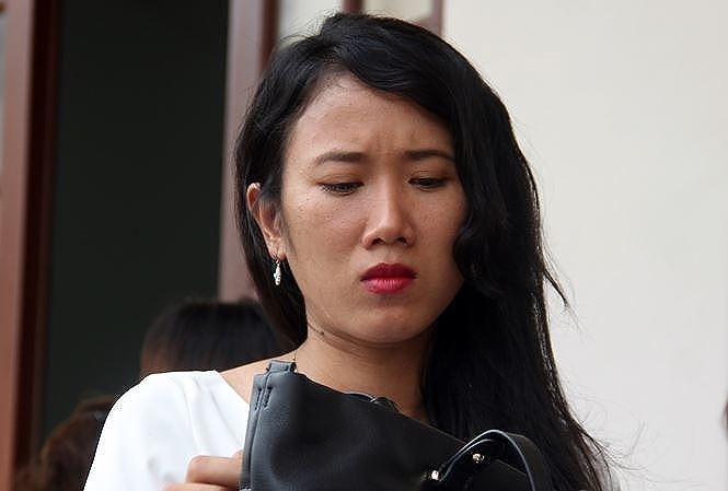 Mẹ Việt sang Pháp kiện người tình ảnh 1 Me Viet sang Phap kien nguoi tinh anh 1