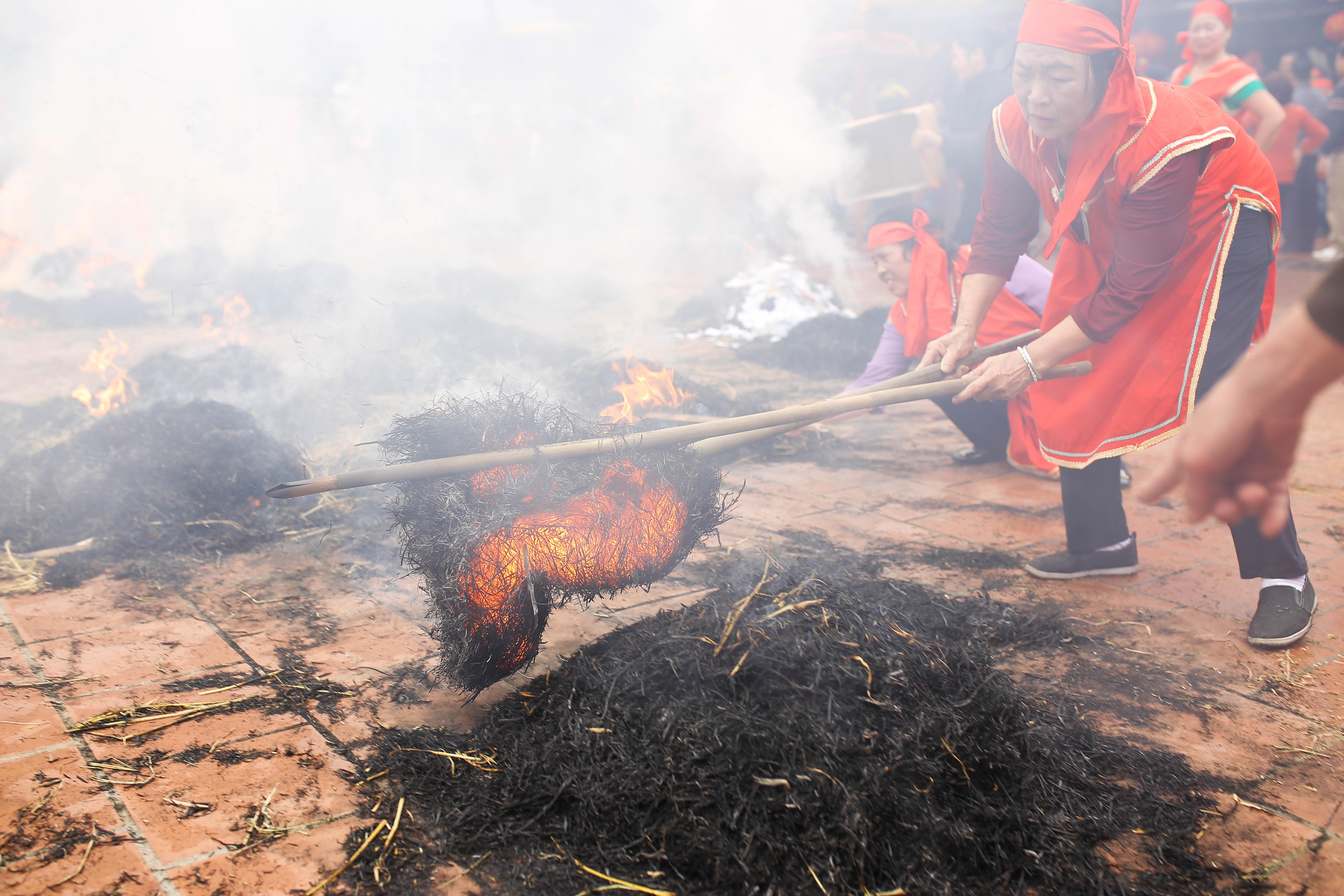 le hoi thoi com thi lang Thi Cam anh 12