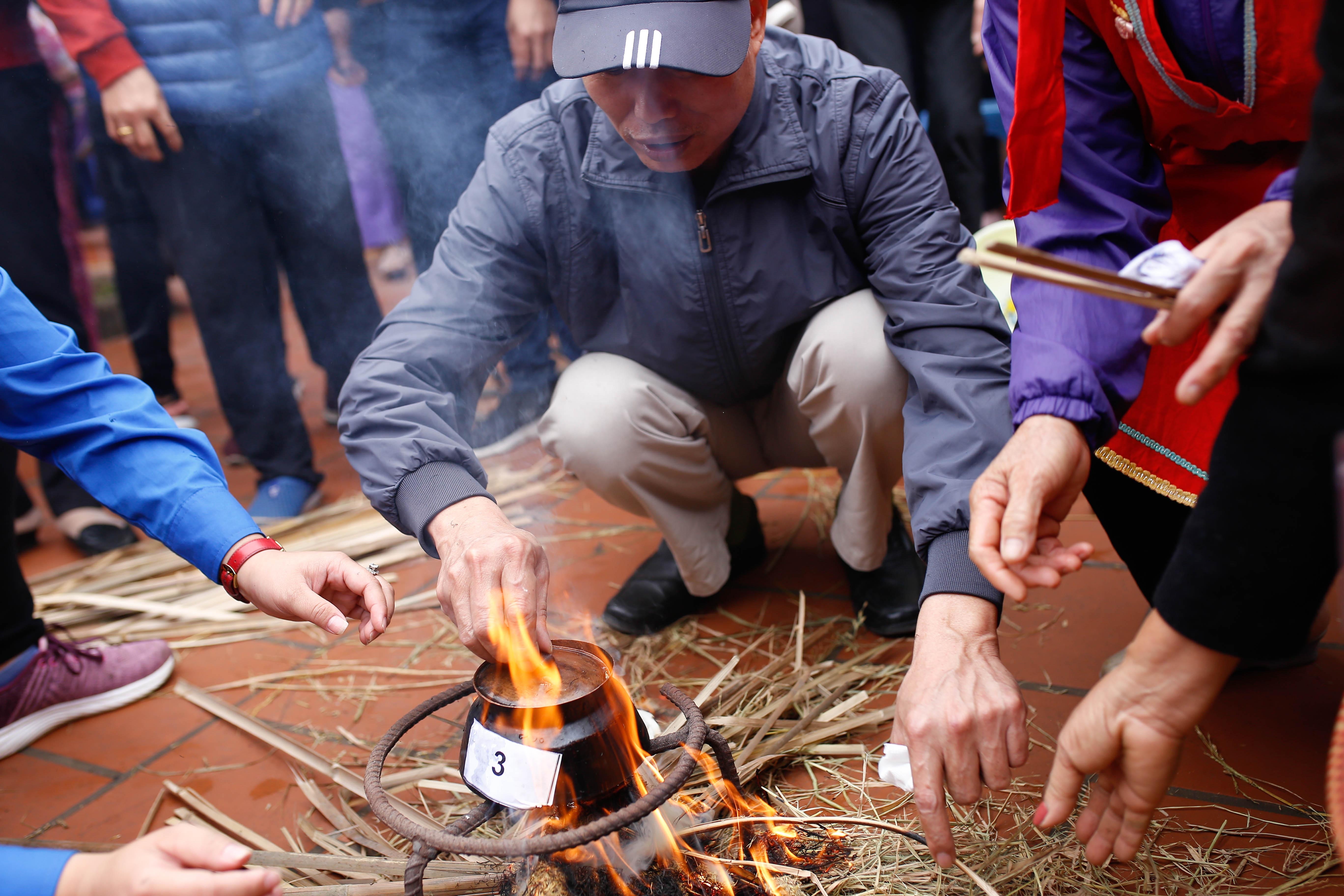 le hoi thoi com thi lang Thi Cam anh 10