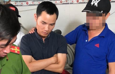 Gui 'bom qua' toi chu no cua anh trai hinh anh