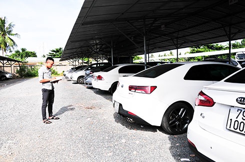 Loan thu phi giu xe o Nha Trang hinh anh