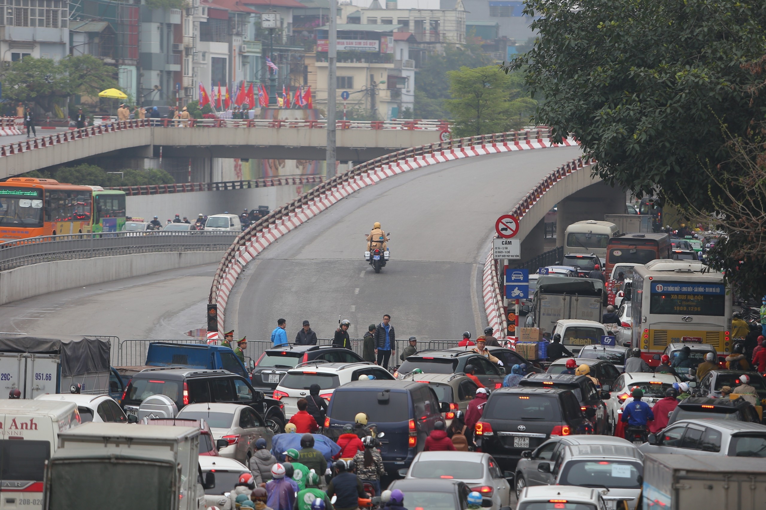 ha noi don ong kim jong un anh 8