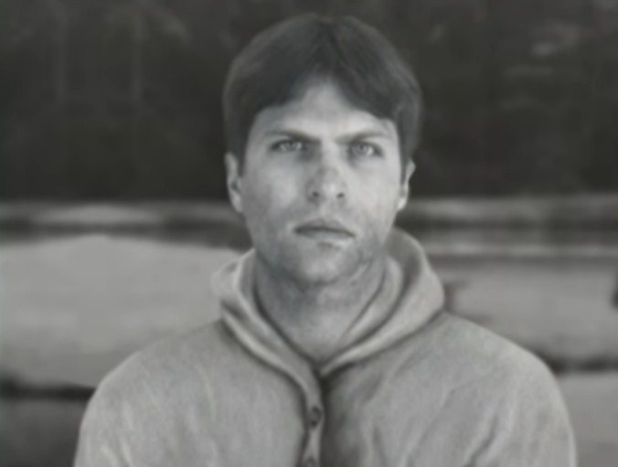 Nguoi dan ong dau doc ca nha tinh cu anh 9