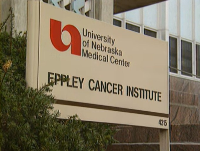 Nguoi dan ong dau doc ca nha tinh cu anh 10