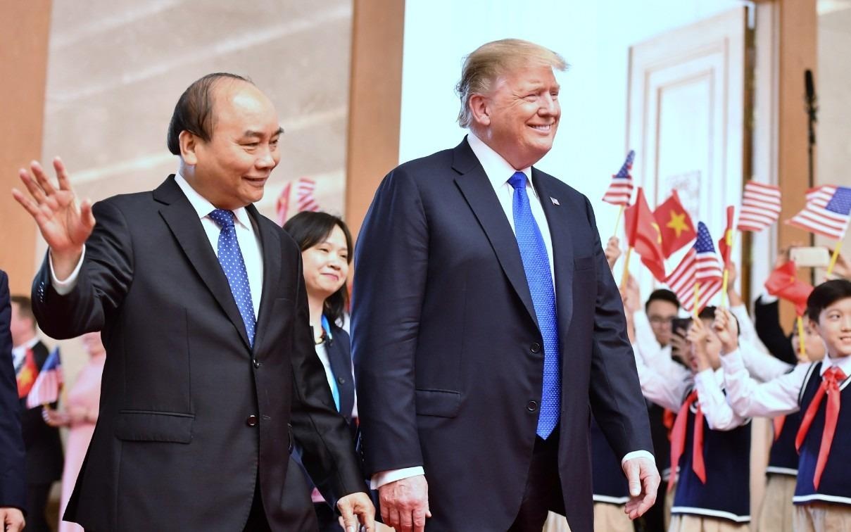 Thu tuong Nguyen Xuan Phuc hoi kien Tong thong Trump hinh anh