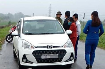 Bi kich nu tai xe taxi bi nguoi tinh sat hai vi ghen hinh anh