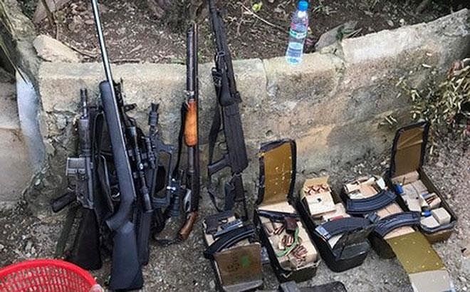 Len duong danh an giua dem tan hon hinh anh