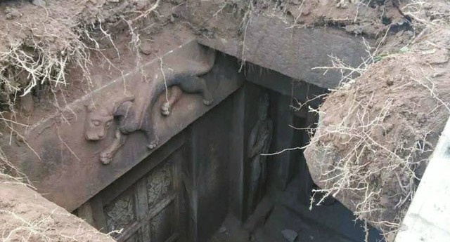 Bang dang khet tieng dao trom mo gay chan dong Trung Quoc hinh anh