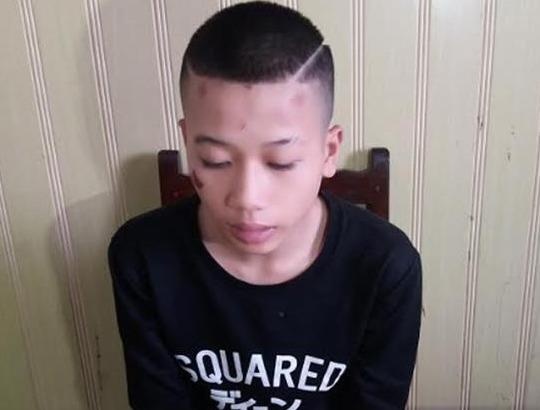 Hung thu 17 tuoi dung dao dam chet tinh dich hinh anh