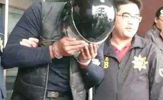 Huyet mo dap nua chung va cai ket cua ke ngoai tinh hinh anh
