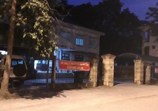 Oto bien xanh cua Trung tam y te o Quang Tri... bat ngo 'bien mat' hinh anh