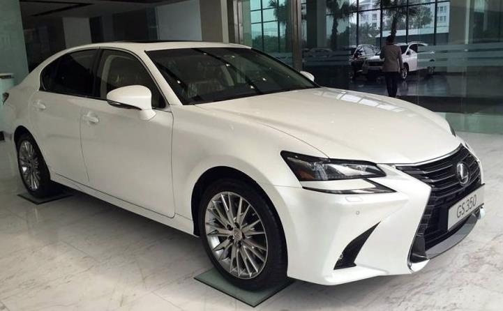 Bat cap doi tron tien am phu vao tien that de mua oto Lexus hinh anh