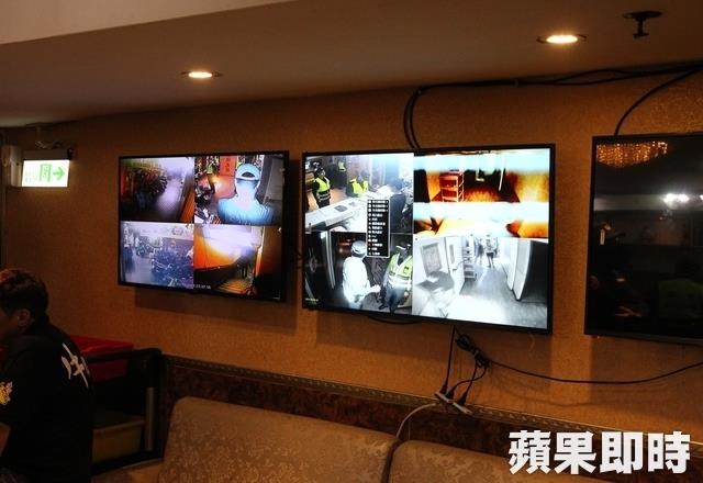Binh đoàn ngoại tịch bán dâm  ảnh 2 Binh doan ngoai tich ban dam anh 2