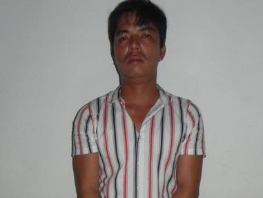 mang 2 khẩu súng và hàng trăm viên đạn ảnh 1 mang 2 khau sung va hang tram vien dan anh 1