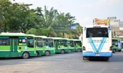 TP.HCM to chuc cac bai giu xe may cho khach di xe buyt hinh anh